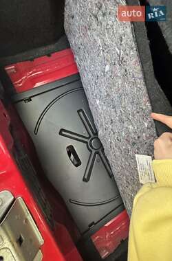 Хэтчбек Citroen C1 2006 в 