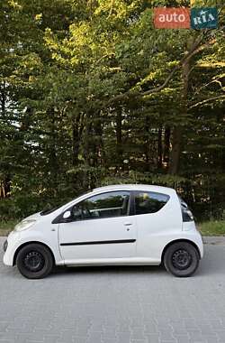 Хэтчбек Citroen C1 2008 в 