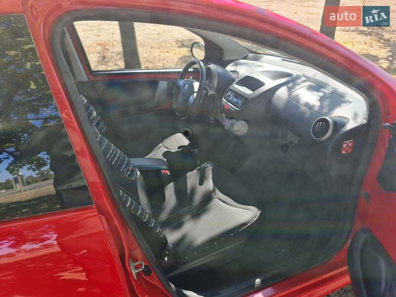 Хэтчбек Citroen C1 2013 в Днепре