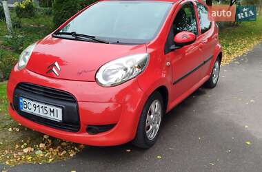 Хэтчбек Citroen C1 2010 в 