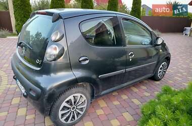 Хэтчбек Citroen C1 2006 в 