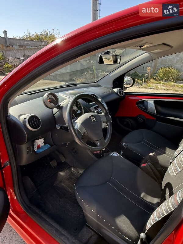 Хэтчбек Citroen C1 2012 в Киеве