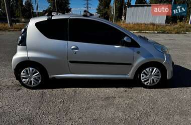 Хетчбек Citroen C1 2008 в 