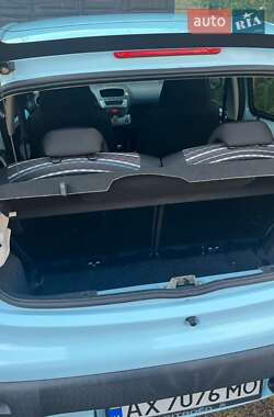 Хэтчбек Citroen C1 2012 в 