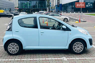 Хэтчбек Citroen C1 2013 в 