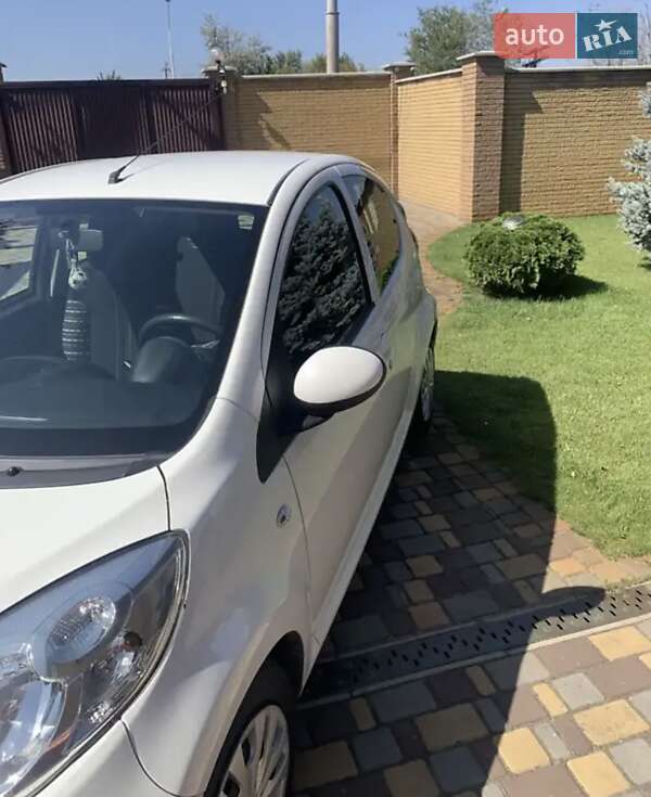 Хэтчбек Citroen C1 2014 в Запорожье