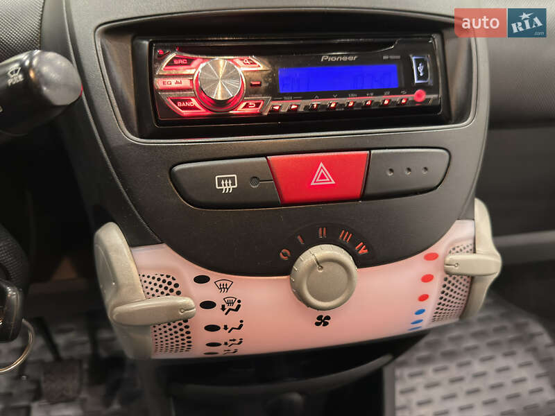 Хэтчбек Citroen C1 2013 в Одессе