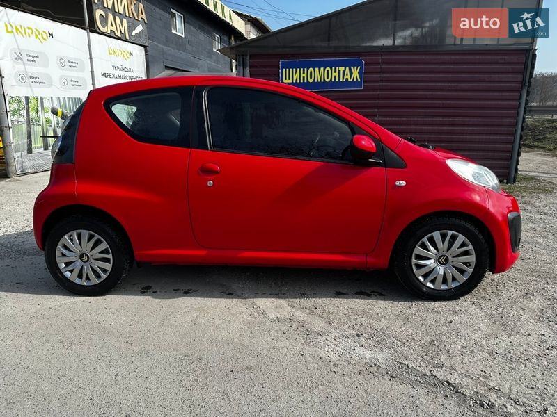 Хэтчбек Citroen C1 2012 в Киеве