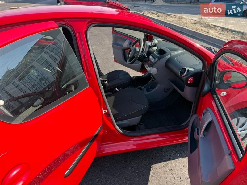 Хэтчбек Citroen C1 2009 в Черкассах