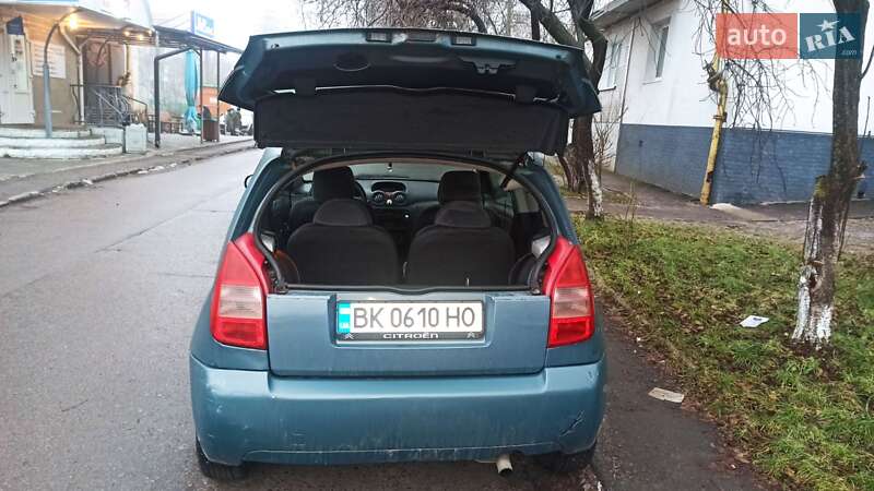 Хэтчбек Citroen C2 2003 в Ровно