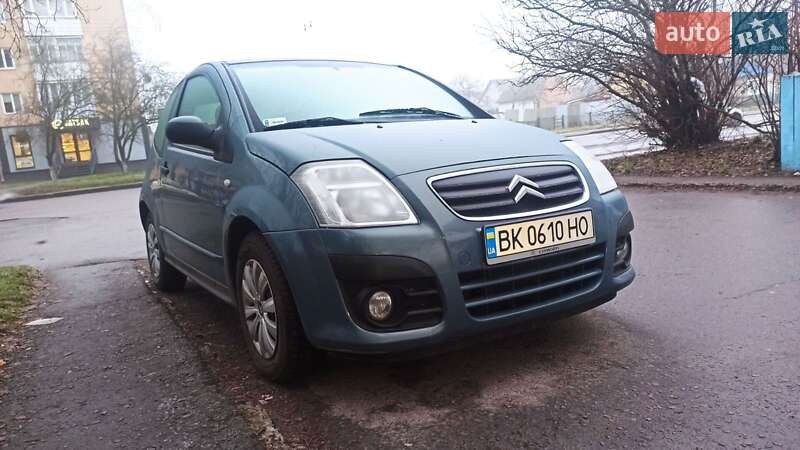 Хэтчбек Citroen C2 2003 в Ровно