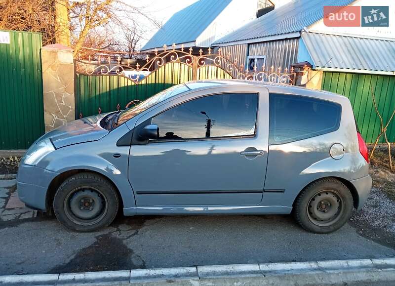 Хэтчбек Citroen C2 2006 в Чернигове
