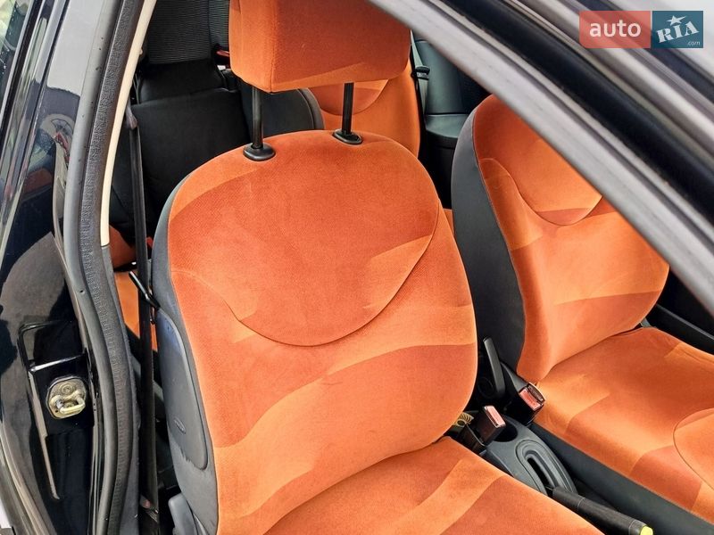 Хетчбек Citroen C2 2004 в Черкасах фото 8 Хетчбек Citroen C2 2004 в Черкасах