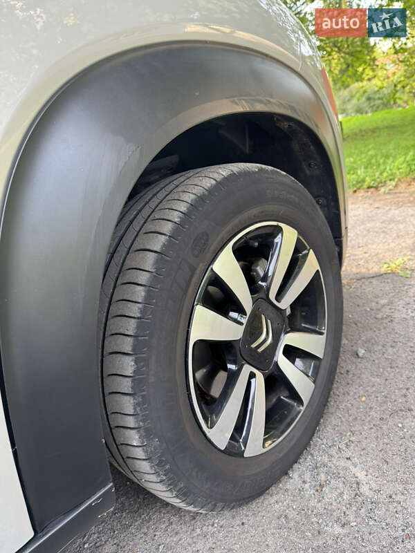 Внедорожник / Кроссовер Citroen C3 Aircross 2018 в Заре