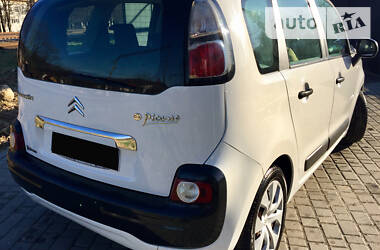 Седан Citroen C3 Picasso 2012 в 