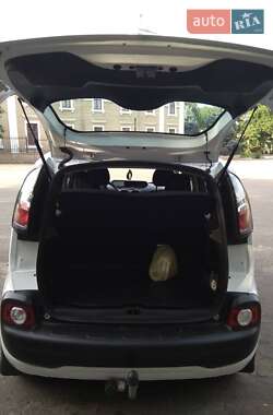 Минивэн Citroen C3 Picasso 2011 в 