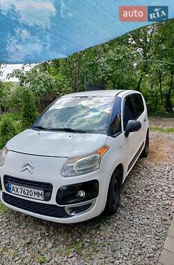 Минивэн Citroen C3 Picasso 2013 в 
