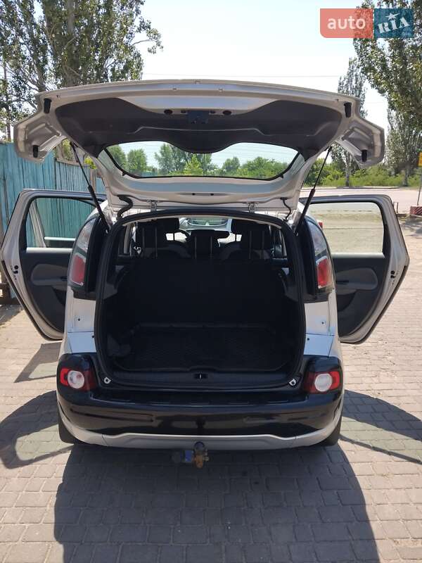Мінівен Citroen C3 Picasso 2014 в Дніпрі