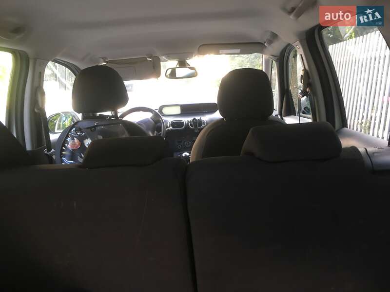 Минивэн Citroen C3 Picasso 2013 в Ужгороде