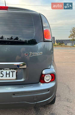 Минивэн Citroen C3 Picasso 2011 в 