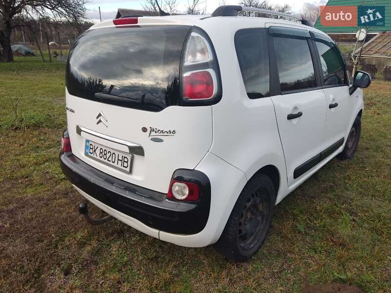 Минивэн Citroen C3 Picasso 2010 в Вараше