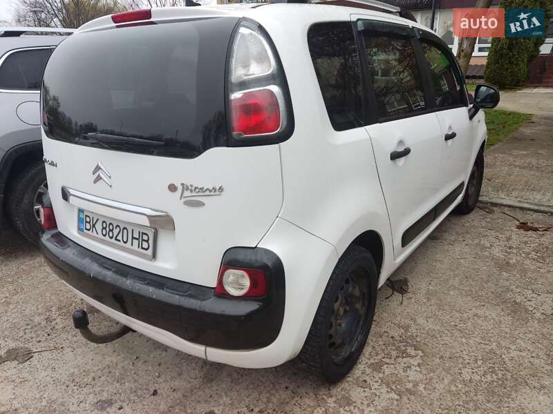 Минивэн Citroen C3 Picasso 2010 в Вараше