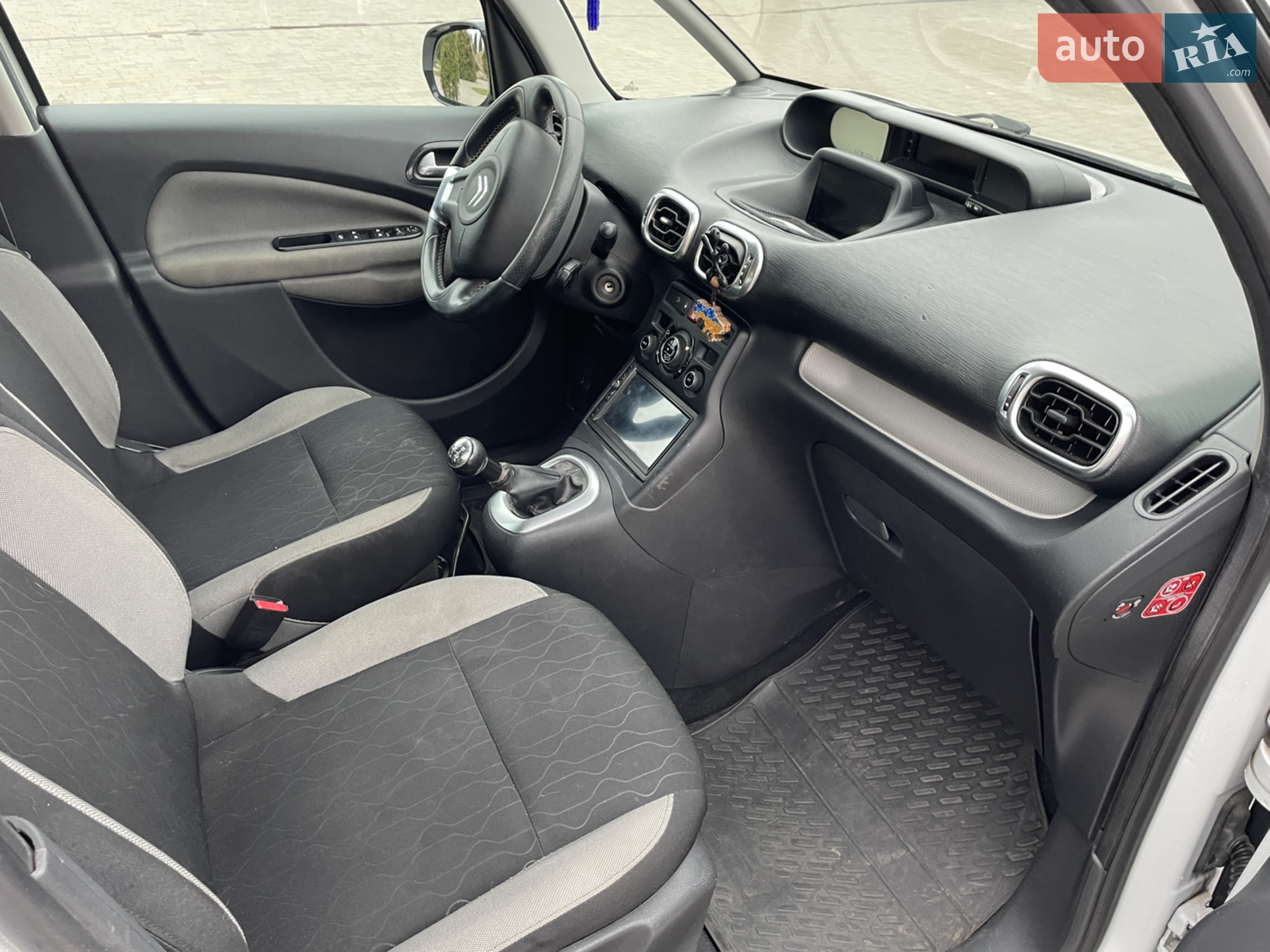 Citroen C3 Picasso 2013 VIN VF7SH9HP4DT558371 фото оголошення 12 з 14