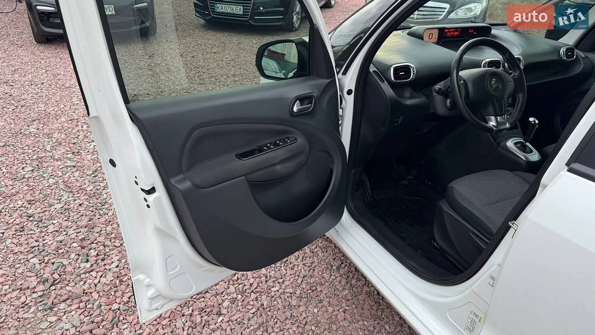 2014 Citroen C3 Picasso - мініатюра 21