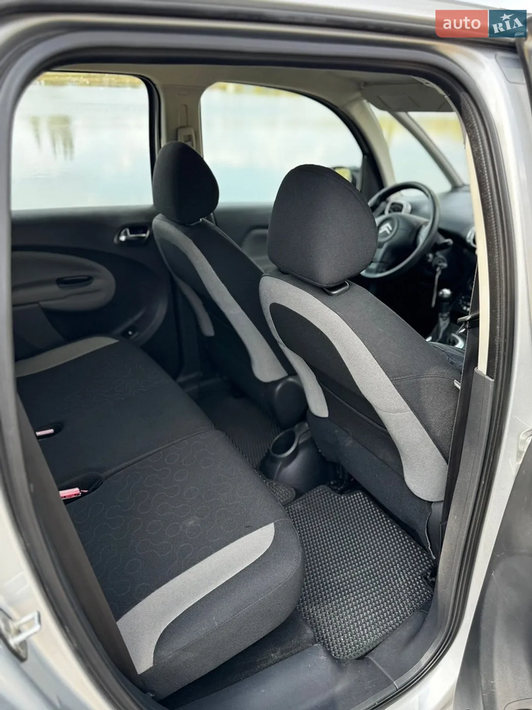 Citroen C3 Picasso 2010 VIN VF7SH5FW0AT517374 фото оголошення 17 з 35
