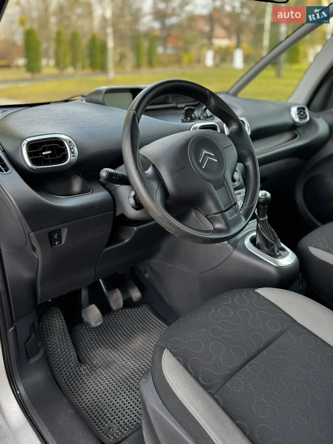 Citroen C3 Picasso 2010 VIN VF7SH5FW0AT517374 фото оголошення 24 з 35