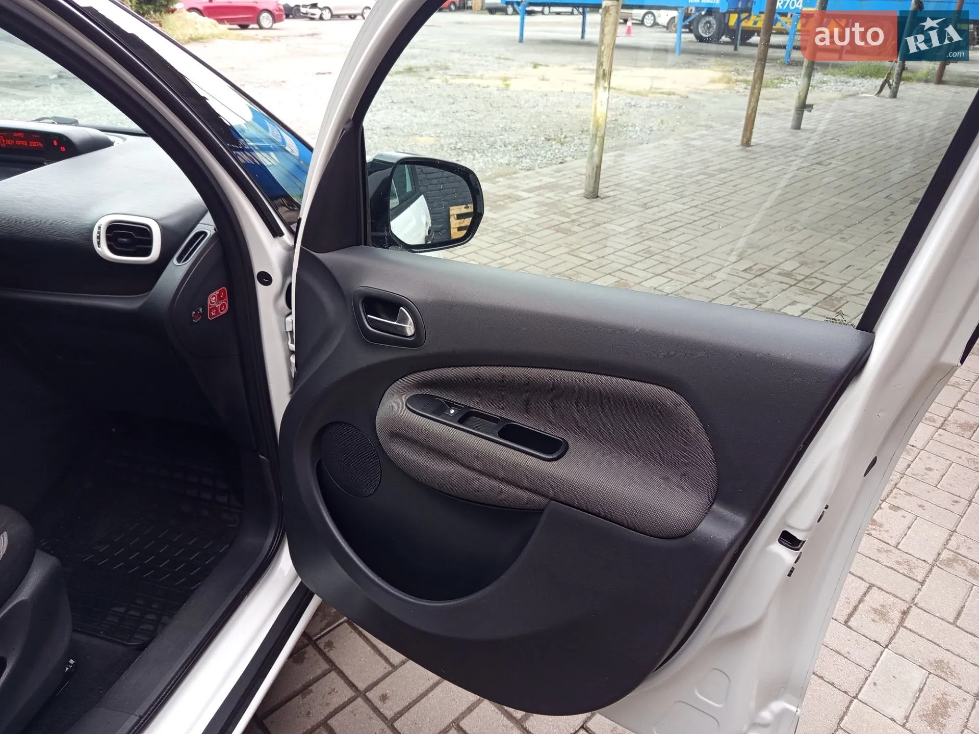 2013 Citroen C3 Picasso - мініатюра 17