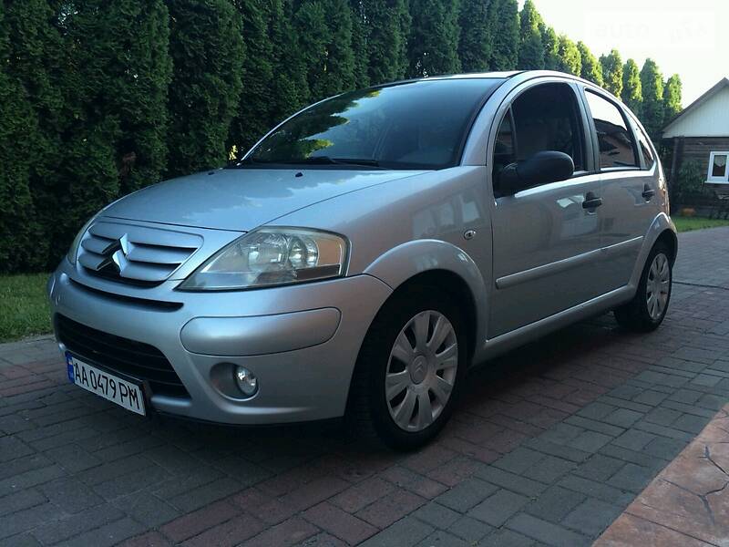 Хетчбек Citroen C3 2007 в 