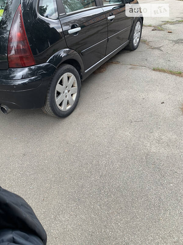 Хэтчбек Citroen C3 2002 в Прилуках фото Хэтчбек Citroen C3 2002 в Прилуках