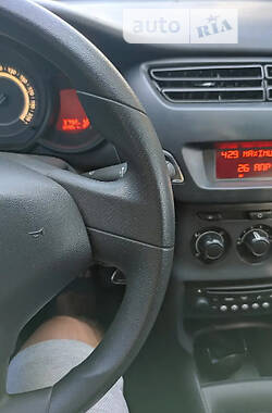 Хэтчбек Citroen C3 2014 в 