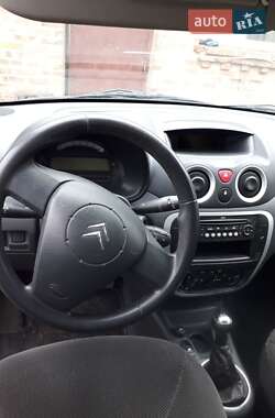 Хэтчбек Citroen C3 2008 в 