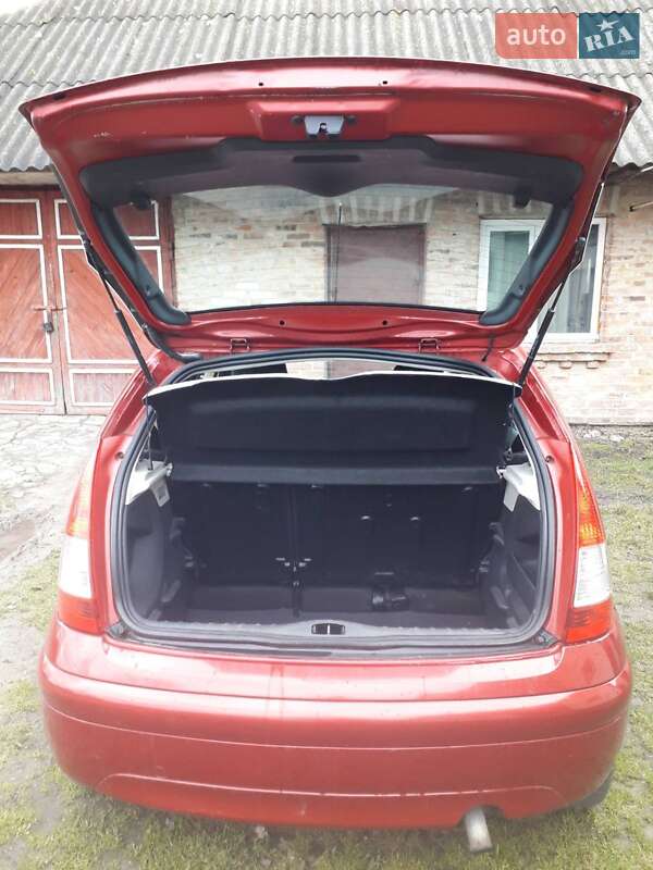 Хэтчбек Citroen C3 2008 в Луцке