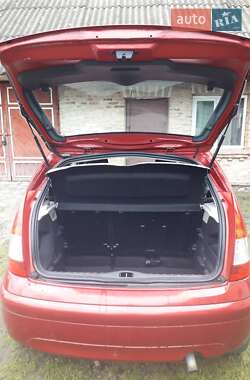 Хэтчбек Citroen C3 2008 в 
