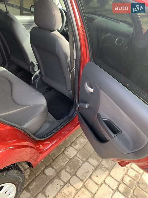 Хетчбек Citroen C3 2009 в Городку