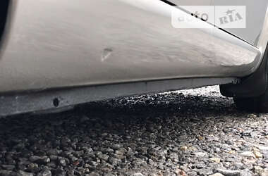 Хэтчбек Citroen C3 2006 в 