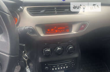 Хэтчбек Citroen C3 2013 в 