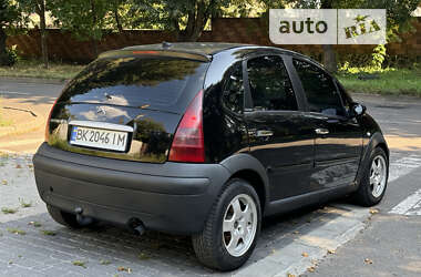 Хетчбек Citroen C3 2002 в 