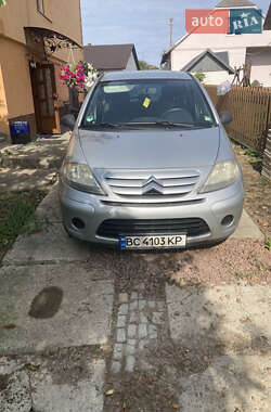 Хэтчбек Citroen C3 2009 в 