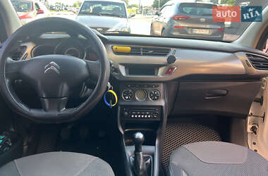 Хэтчбек Citroen C3 2014 в 