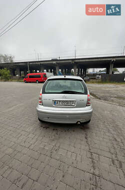 Хэтчбек Citroen C3 2005 в 