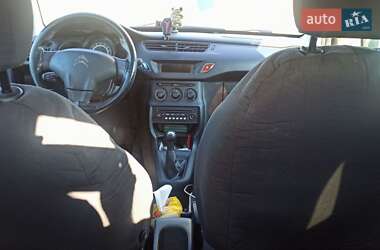 Хэтчбек Citroen C3 2014 в 