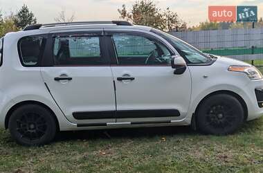Хэтчбек Citroen C3 2013 в 