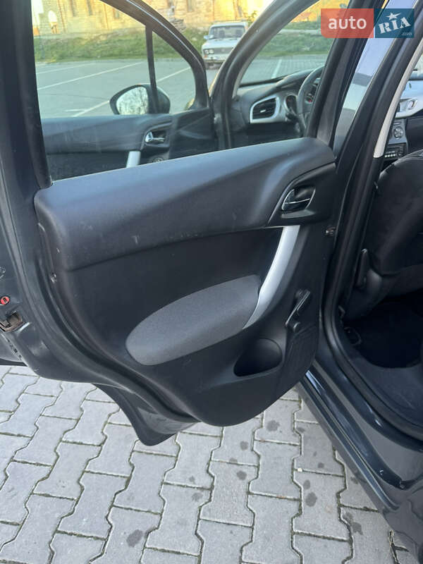 Хэтчбек Citroen C3 2012 в Бережанах