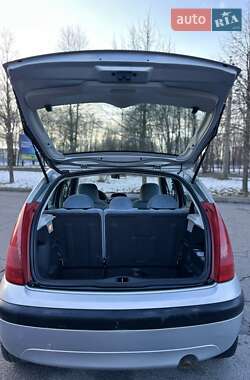 Хэтчбек Citroen C3 2002 в 