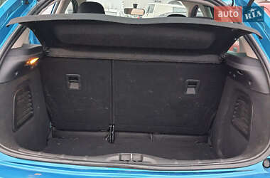 Хэтчбек Citroen C3 2010 в 