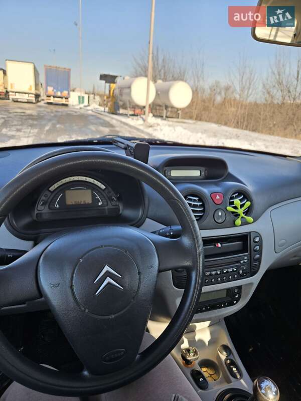 Хэтчбек Citroen C3 2002 в Луцке